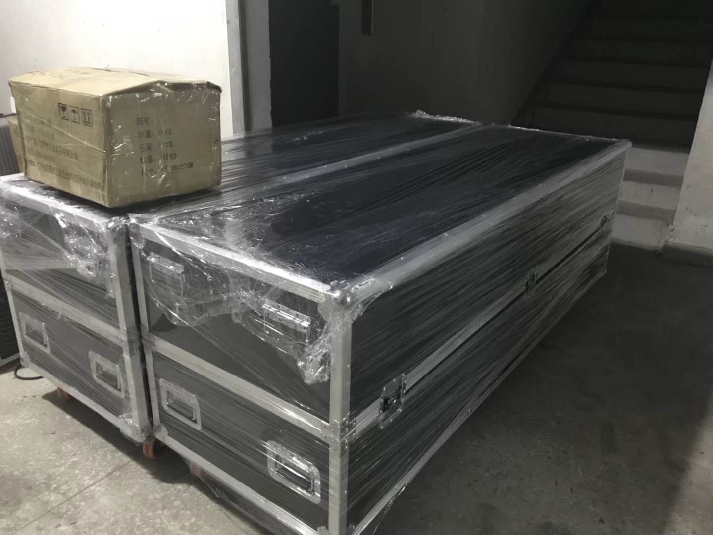 好消息：水霧屏/霧幕機(jī)升級(jí)換代了！功能更強(qiáng)！性能更好！效果圖